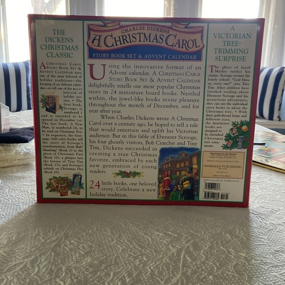 Charles Dickens - A Christmas Carol - Story Book Set and Advent Calendar - Picture 4 of 4